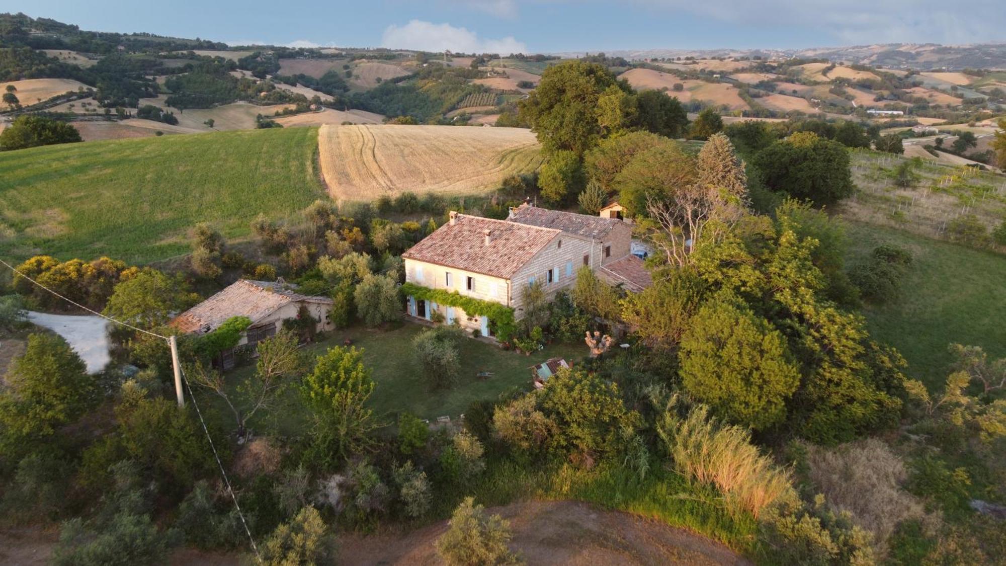 Вілла Country House Da Paolo E Anna Montefelcino Екстер'єр фото